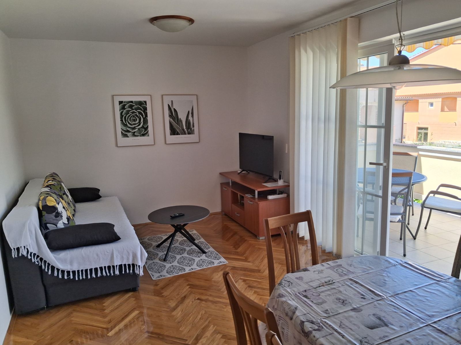 Apartment No.1