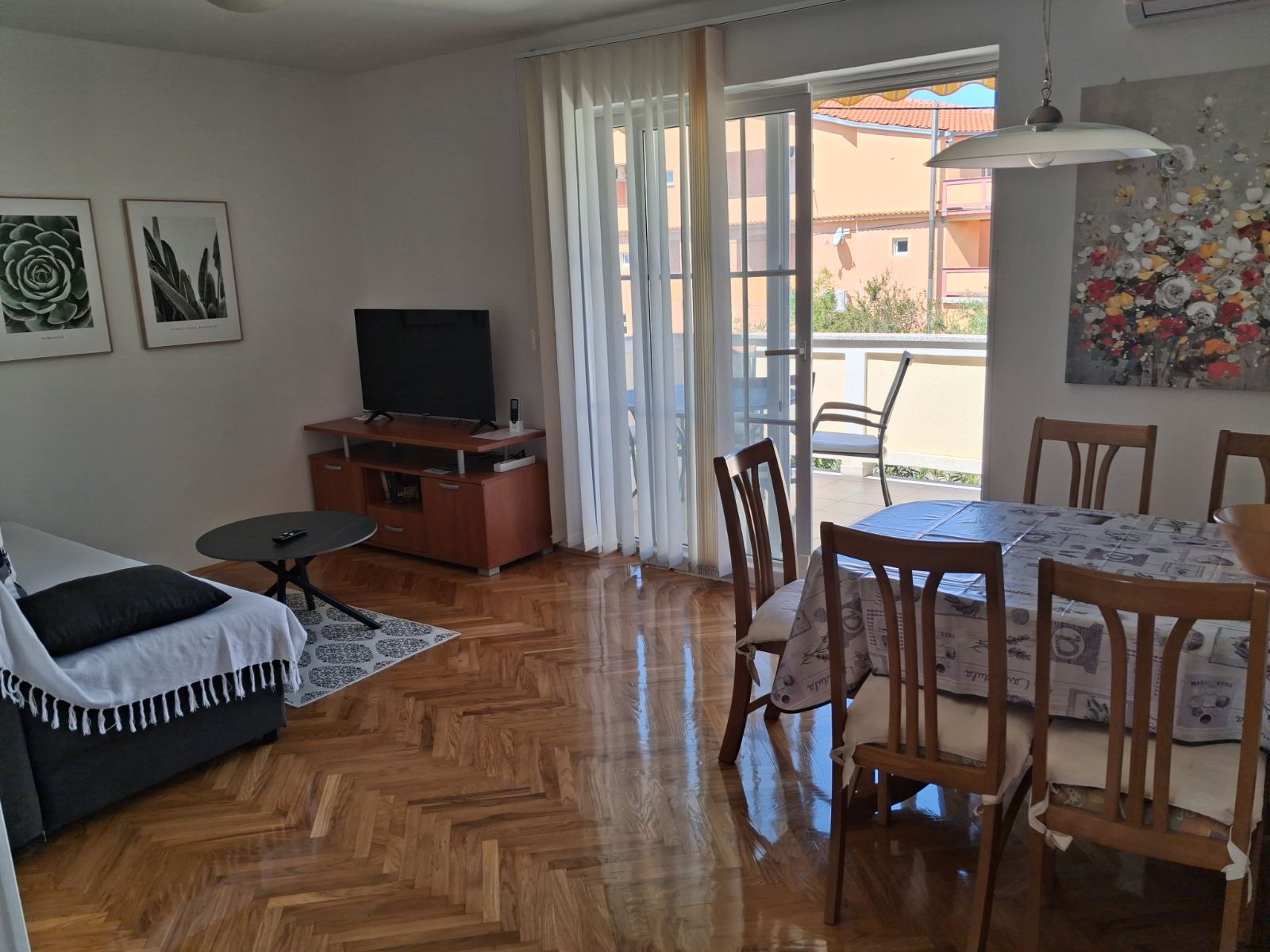 Apartment No.1